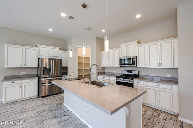 Building Photo - 19053 Rancho Dr