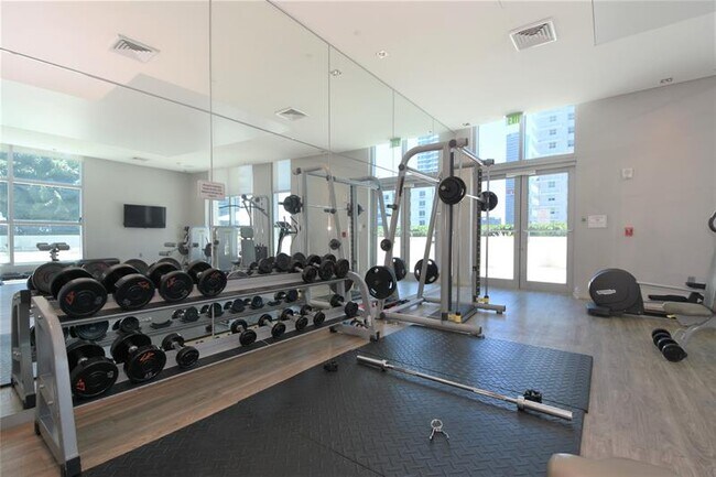 Building Photo - 1100 S Miami Ave
