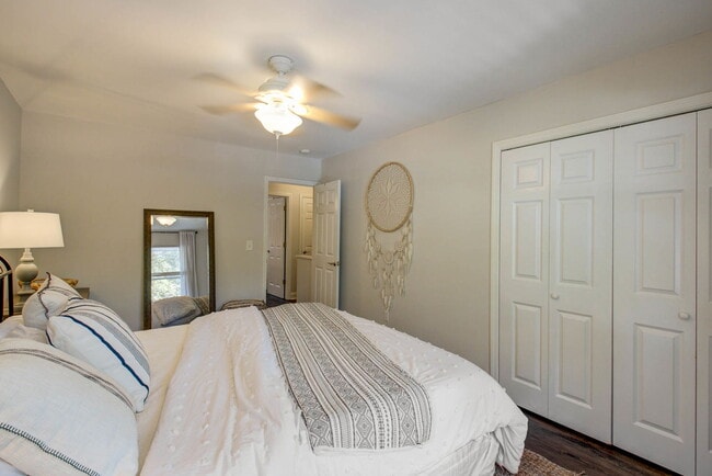 Building Photo - 252 Howle Ave