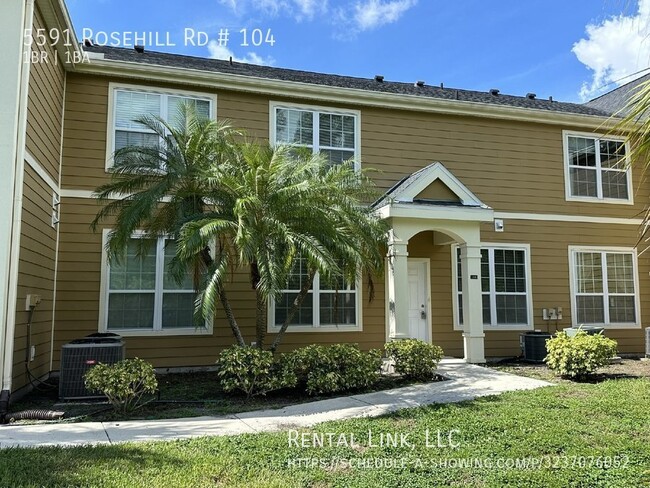 Primary Photo - Resort-Style Living Just Minutes from Sies...