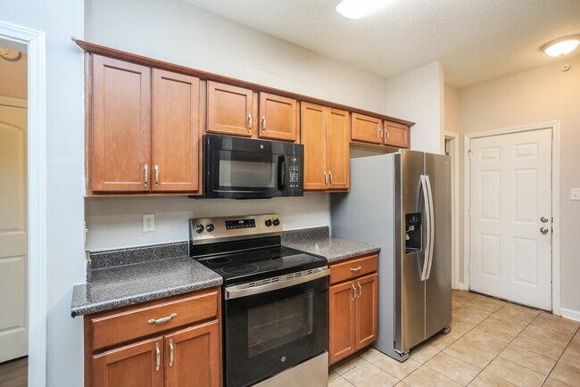 Building Photo - 8116 Fleets Run Dr