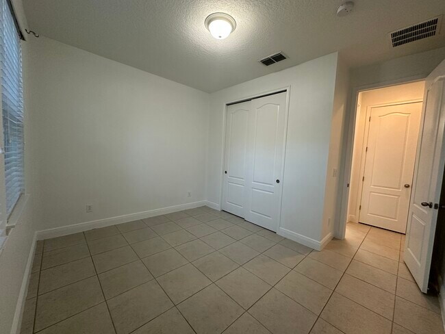 Building Photo - 15479 Sugar Citrus Dr