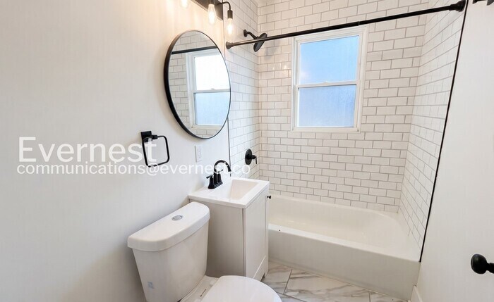 Building Photo - 4422 Edelweiss
