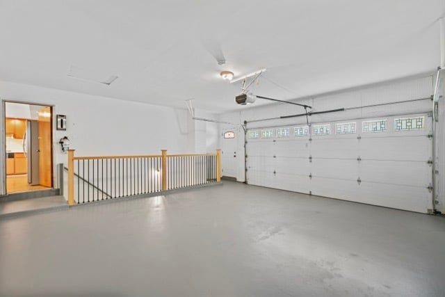 Building Photo - 825 Ottawa Ave