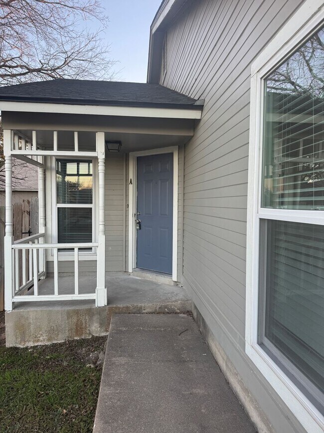 Building Photo - 1809 Prairie Knoll Ct