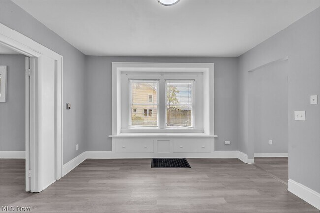 Building Photo - 508 Hammel St