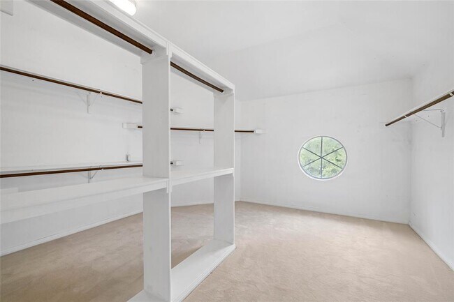 Building Photo - 10425 Canyon Vista Way