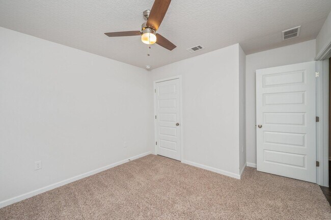 Building Photo - 4603 Reveille Wy