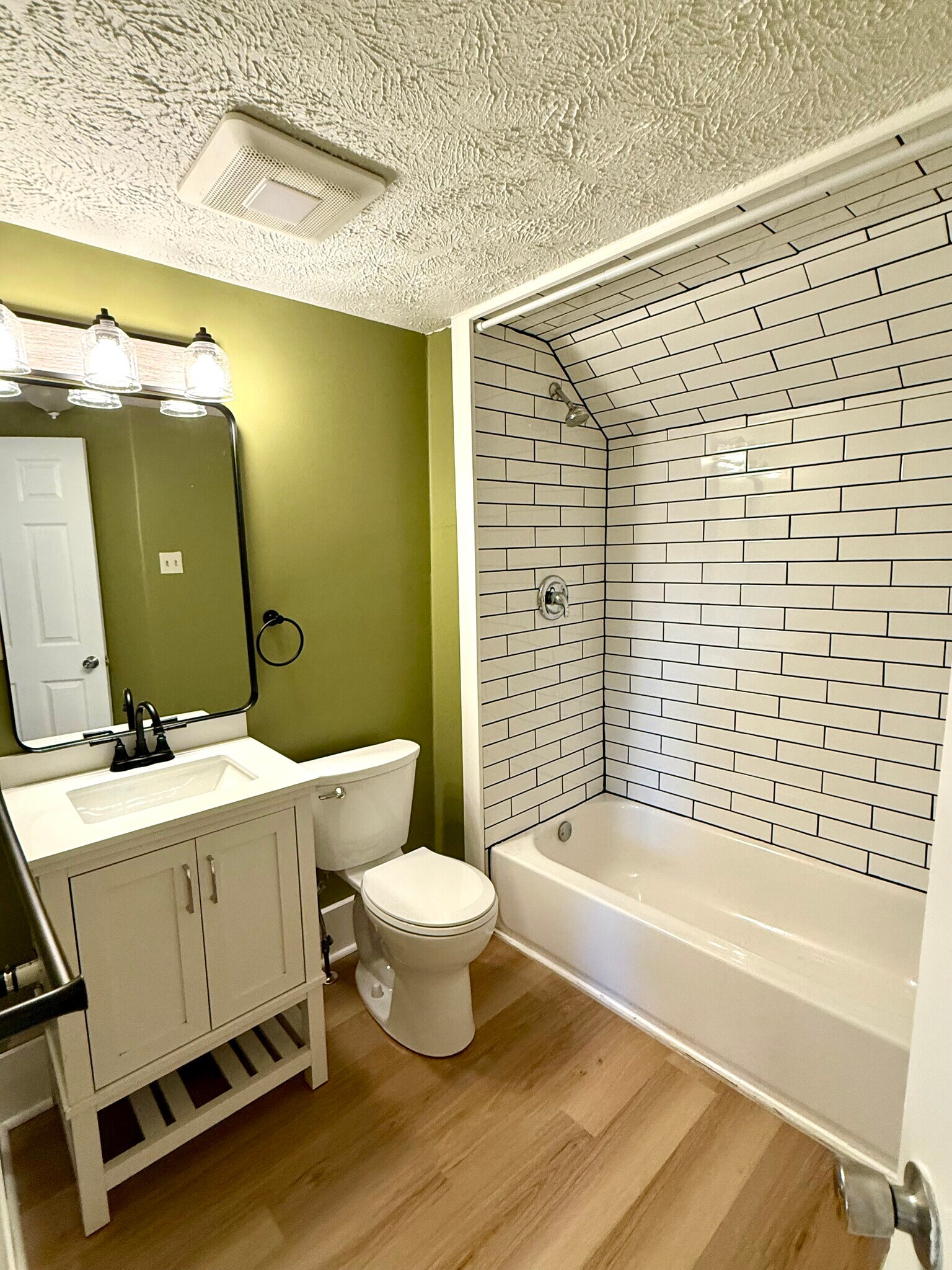 Bathroom - 1054 Vance Ave