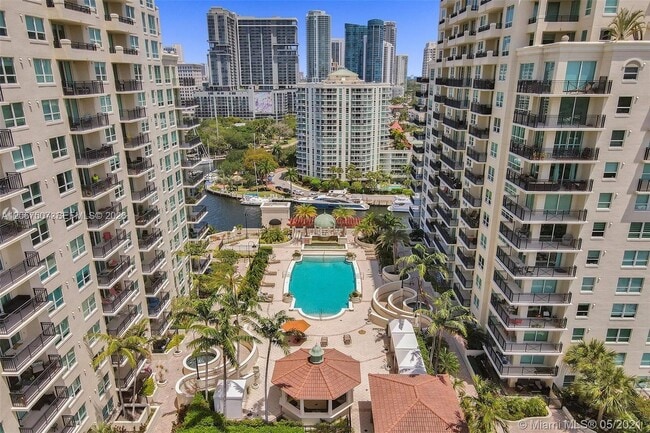 Building Photo - 600 W Las Olas Blvd