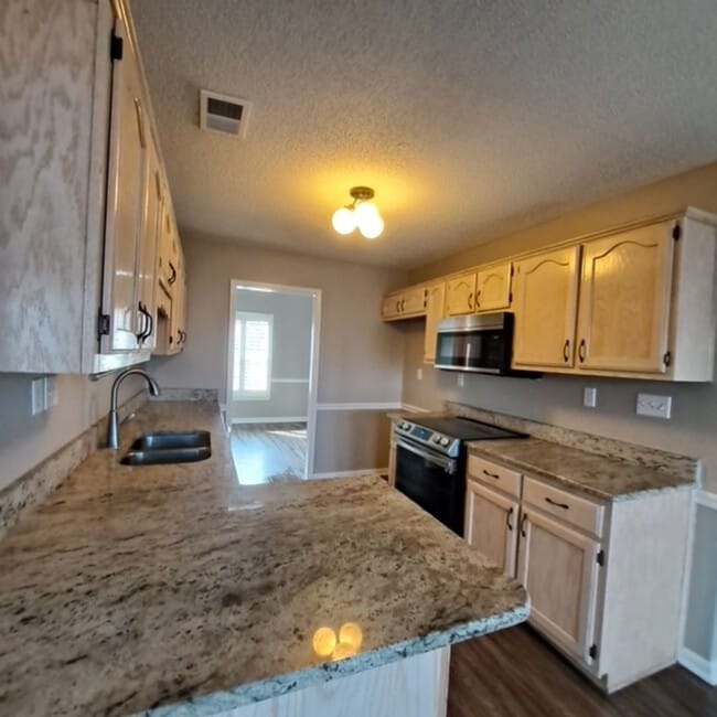 Building Photo - 9152 Bellehurst Cove