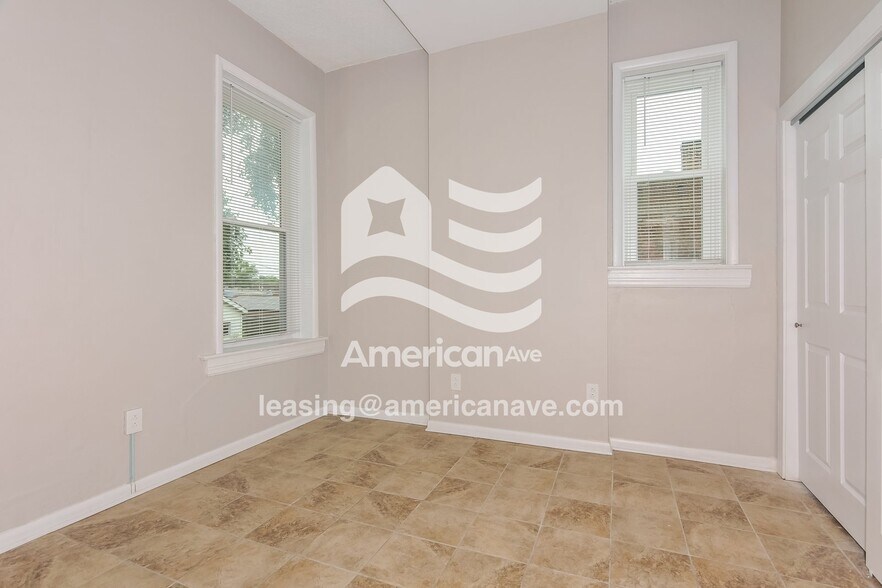 Building Photo - 3216 Itaska St