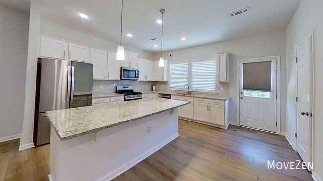 Building Photo - 808 Falls Grove Trl