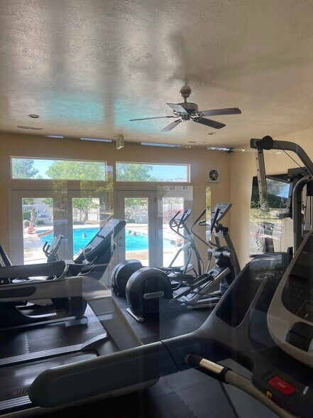 Building Photo - 4712 W Italian St