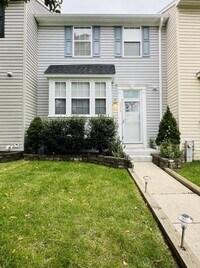 Building Photo - 8206 Appalachian Dr