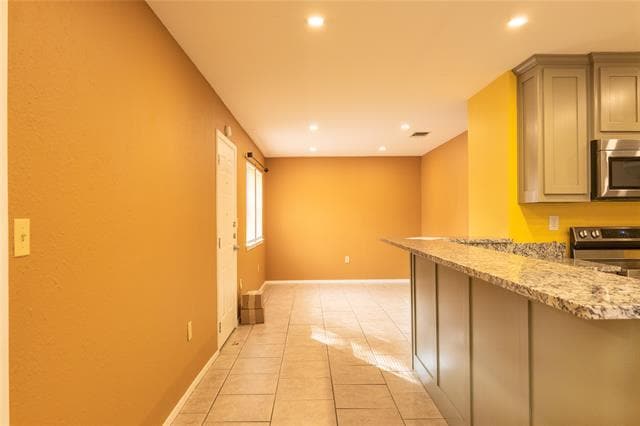 Building Photo - 4938 Blue Water Cir