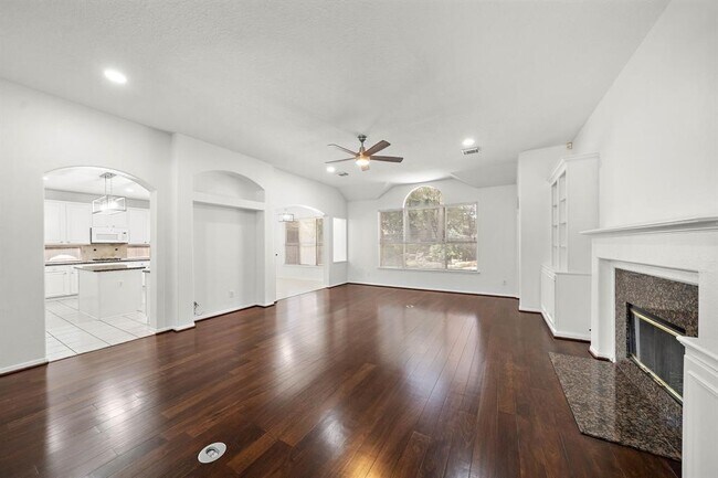 Building Photo - 23202 Sawleaf Cir