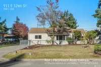 Building Photo - 911 E 52nd St