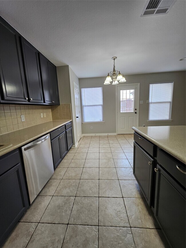 Building Photo - 1130 Concord Pl