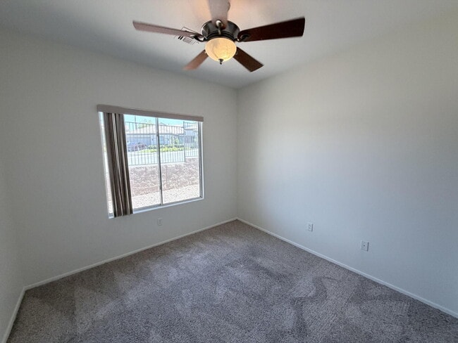 Building Photo - Sun City Anthem Single-Story with Private Pool, Spa & Courtyard