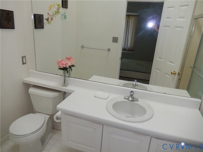 Building Photo - 2730 Spinnaker Ct