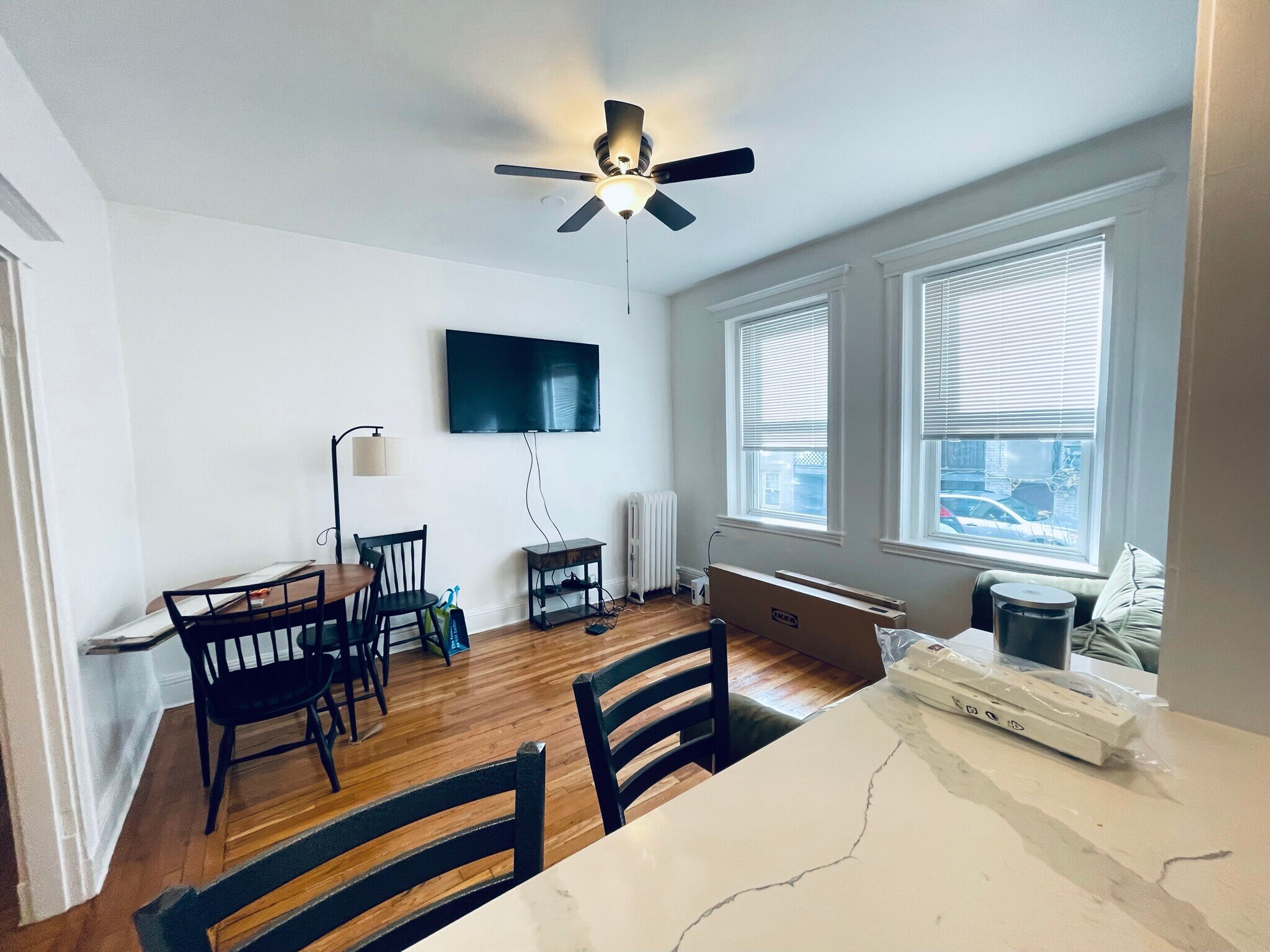 Building Photo - 4 Carol Ave