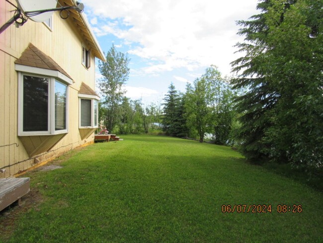 Building Photo - 936 Chena Pump Rd