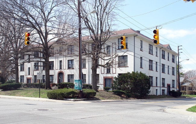 Building Photo - MK Elms Apartments