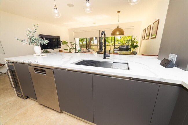 Building Photo - 21387 Marina Cove Cir