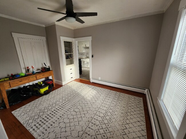 Building Photo - 39 Concord St