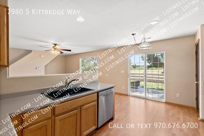 Building Photo - Spacious Townhome - Backs to Open Space!