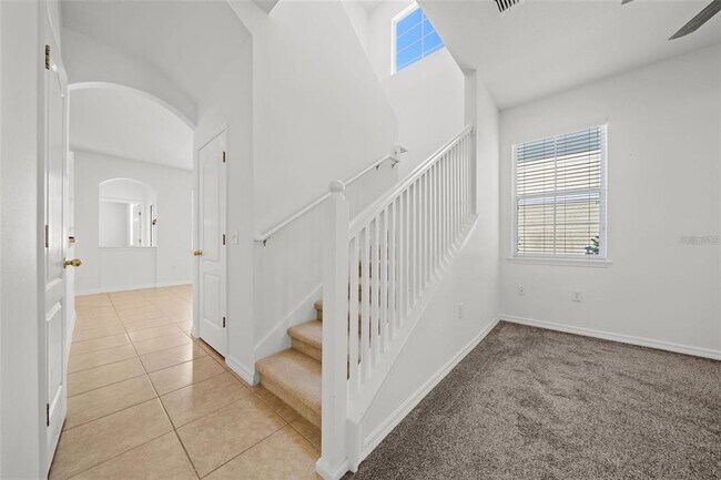 Building Photo - 7112 Five Oaks Dr