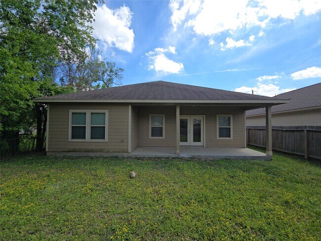 Building Photo - 8205 Claiborne St