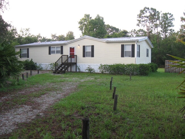 Primary Photo - 18638 Hewlett Rd