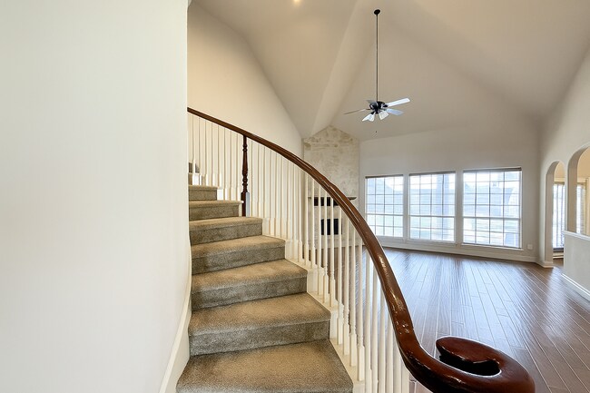 Building Photo - Hidden Gem in Plano’s Trails of Glenwood