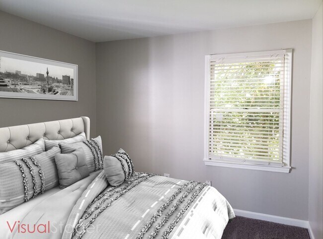 Building Photo - COMING SOON: Split bedroom in Davidson