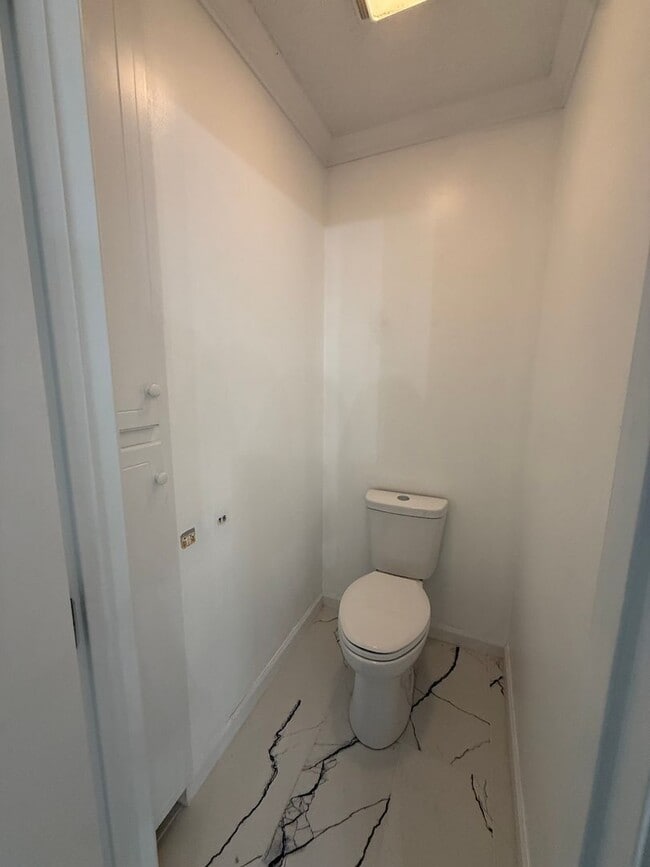 Building Photo - 3706 Trace Dr