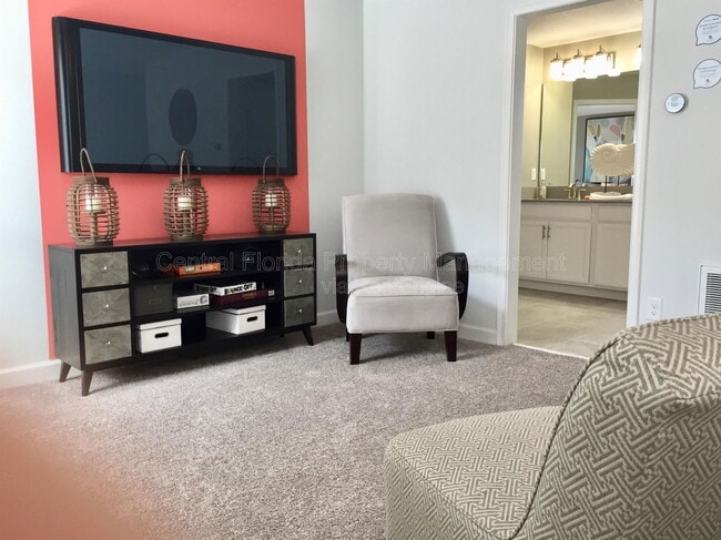 Building Photo - 12076 Theme Alley