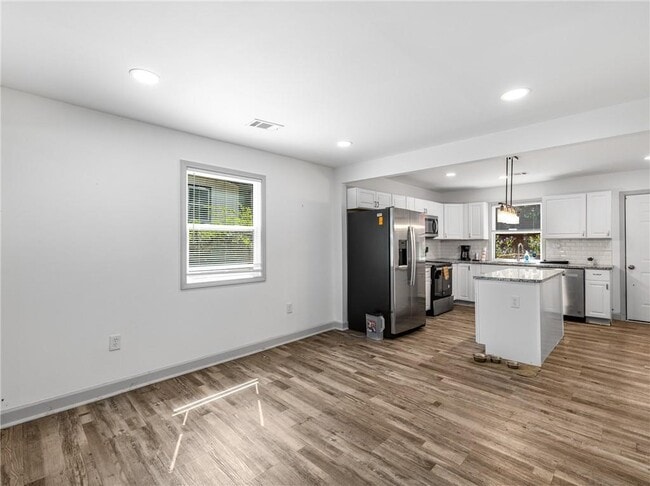 Building Photo - 2178 Penelope St NW