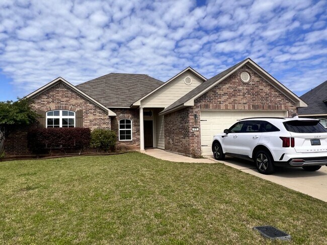 Primary Photo - Savannah Place in South Bossier