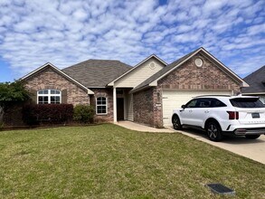Building Photo - Savannah Place in South Bossier