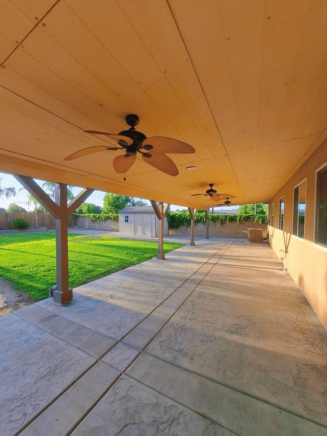 Building Photo - Move in Special: $500 Off the 1st Month's Rent – Stunning and Spacious Home – Don't Miss This!