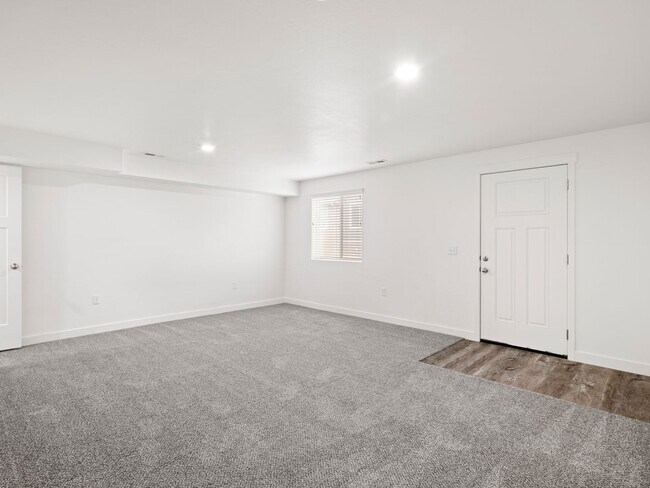 Building Photo - Lovely 3 bedroom home for rent in Herriman!