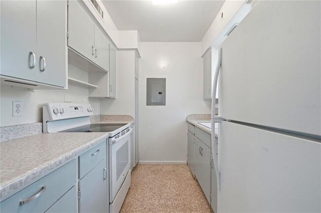 Building Photo - 1751 6th St