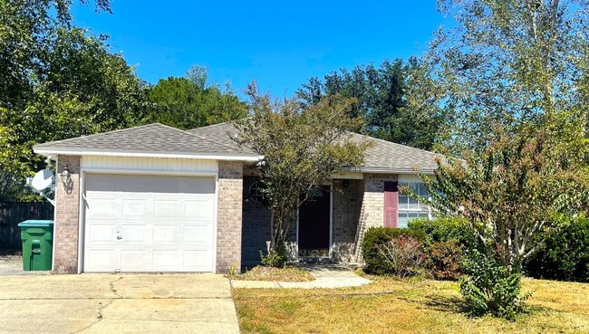 Primary Photo - 106 Louise Dr