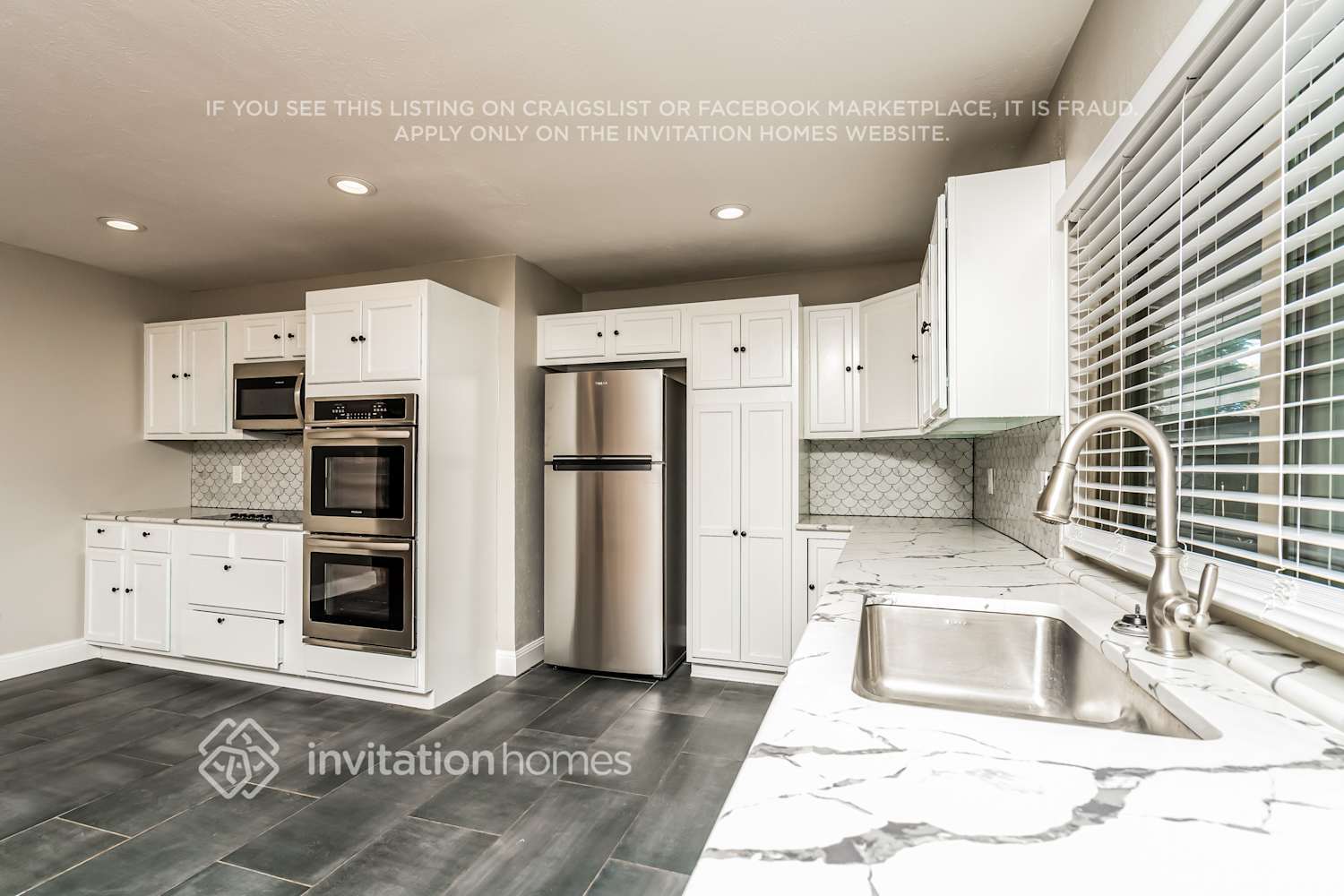 Building Photo - 5001 Thompson Dr