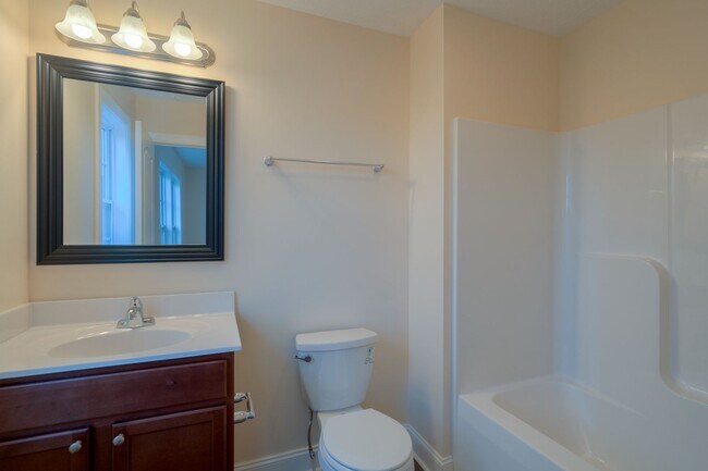 Building Photo - Available for the 2026-2027 lease term.