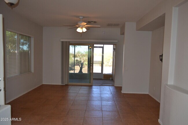 Building Photo - 10372 E Meandering Trail Ln