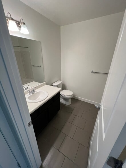 Building Photo - 7562 San Savino Way