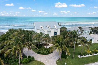 Building Photo - 5525 Jimmy Buffett Mem Hwy